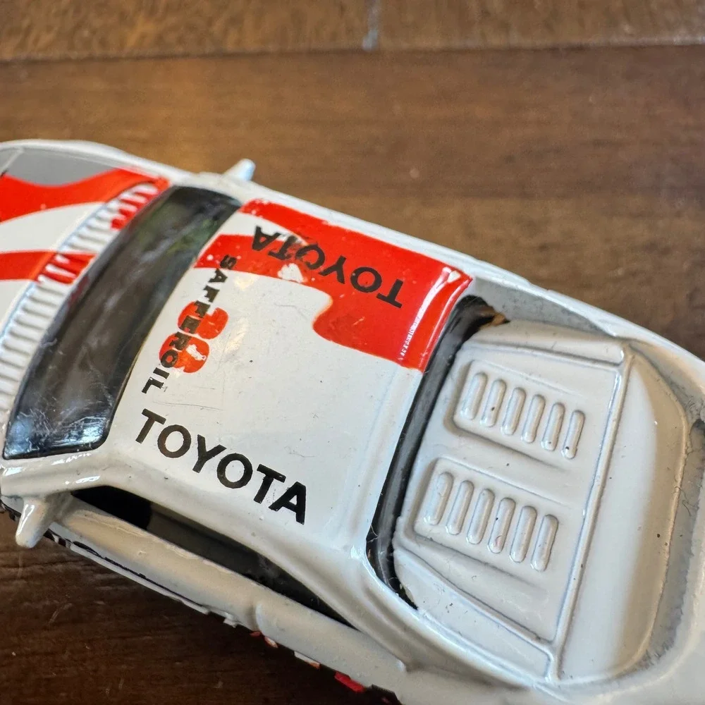 Hot Wheels Toyota MR2 Rally Car White Red 1990 Mattel Diecast 1:64
